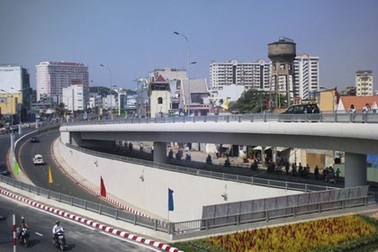 Cầu Thủ Thiêm chính thức thông xe