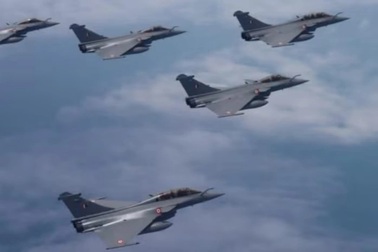 Ấn Độ đưa toàn bộ lực lượng phòng không đến biên giới với Pakistan