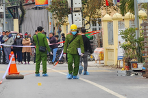 Chồng bị sát hại, vợ kêu cứu trong tình trạng trọng thương