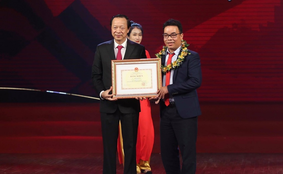 50 tác phẩm đoạt Giải báo chí toàn quốc “Vì sự nghiệp Giáo dục VN” 2020 - 3 50 tác phẩm đoạt Giải báo chí toàn quốc “Vì sự nghiệp Giáo dục VN” 2020 - 3