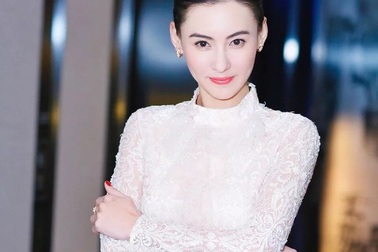 Trương Bá Chi xuất viện sau khi âm thầm sinh con thứ ba