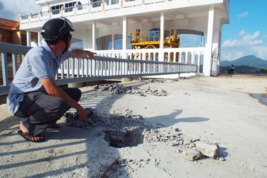 Hồ chứa nước vừa “đổ” 99 tỷ đồng nâng cấp đã xói lở, sụt lún