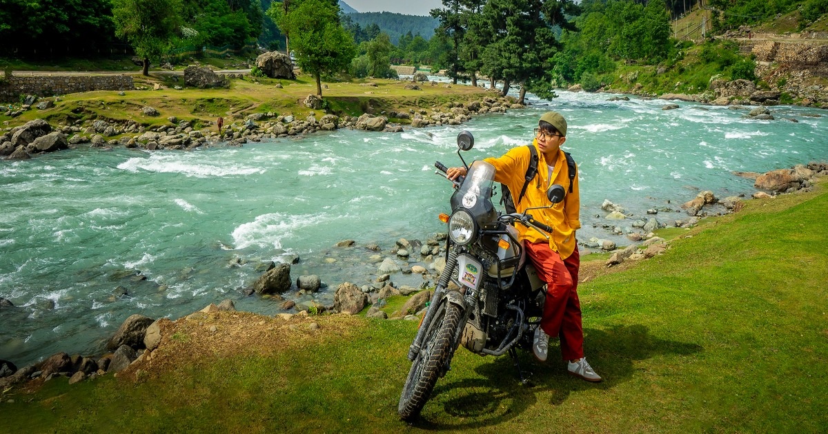 View - Khách Việt 14 ngày lái mô tô khám phá thiên nhiên siêu thực ở Ladakh Ấn Độ | Báo Dân trí