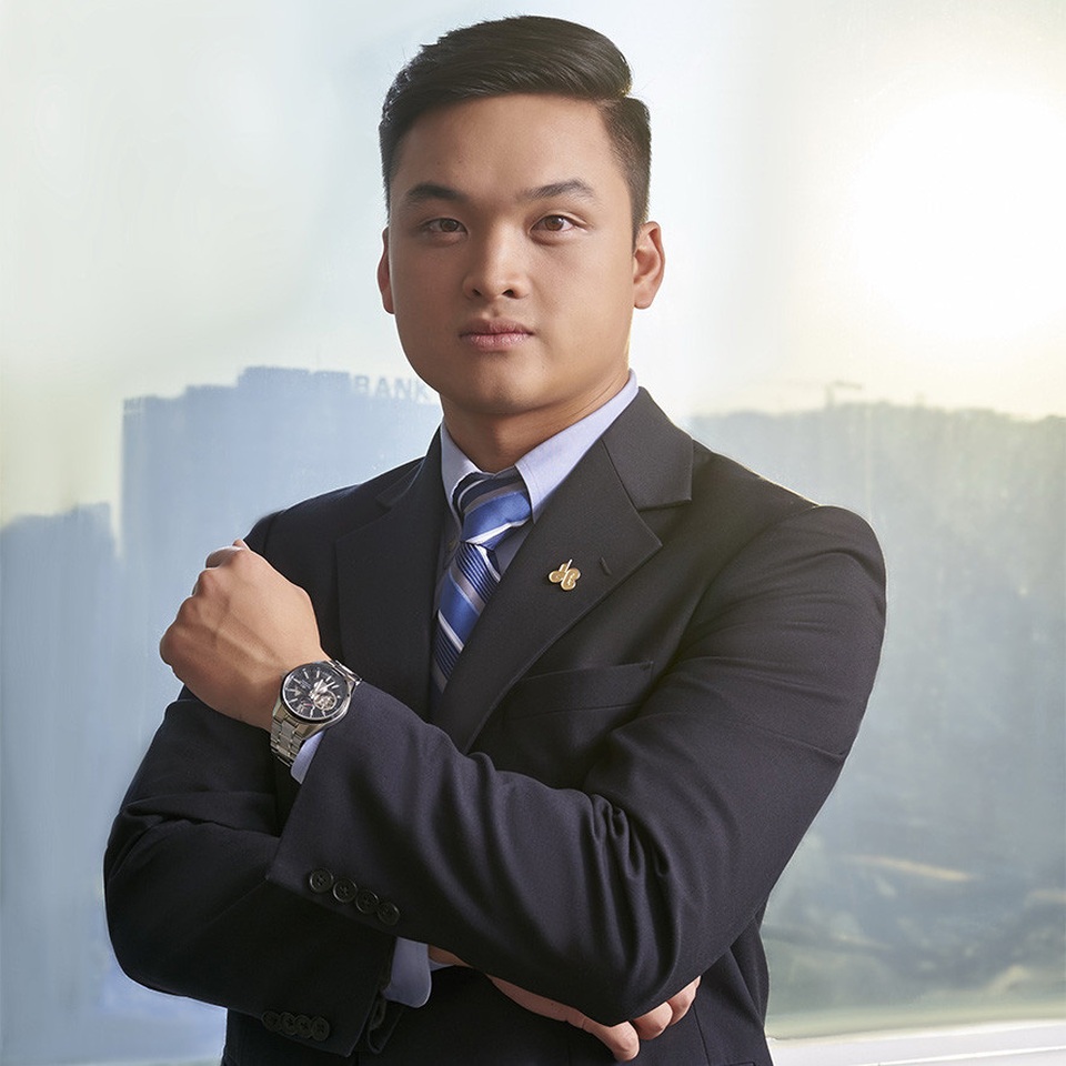 Thiếu gia, ái nữ cấp tập lên ghế nóng tiếp quản những đế chế khủng - 2 Thiếu gia, ái nữ cấp tập lên ghế nóng tiếp quản những đế chế khủng - 2