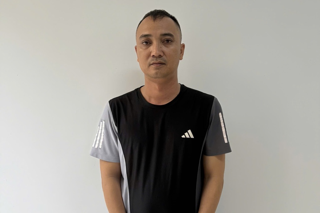 Chặn bắt tài xế ô tô đánh người đàn ông chở con đi học ở Bình Dương - 1 Chặn bắt tài xế ô tô đánh người đàn ông chở con đi học ở Bình Dương - 1