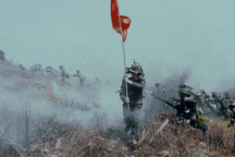 Nhóm Gen Z làm video xúc động về Điện Biên Phủ, chụp ảnh cho cựu chiến binh