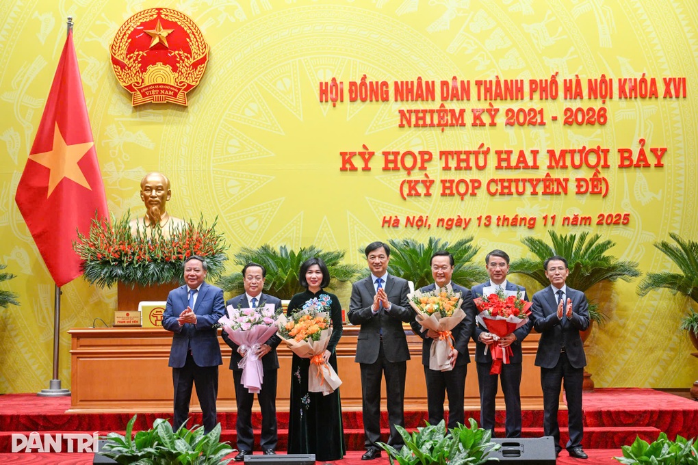 Novo presidente de Hanói fala sobre 5 focos prioritários da capital - 2 Tân Chủ tịch Hà Nội nói về 5 trọng tâm ưu tiên của thủ đô - 2