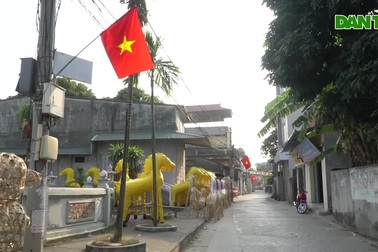 Thủ phủ vàng mã ở ngoại thành Hà Nội nhộn nhịp vào vụ Tết Nguyên đán