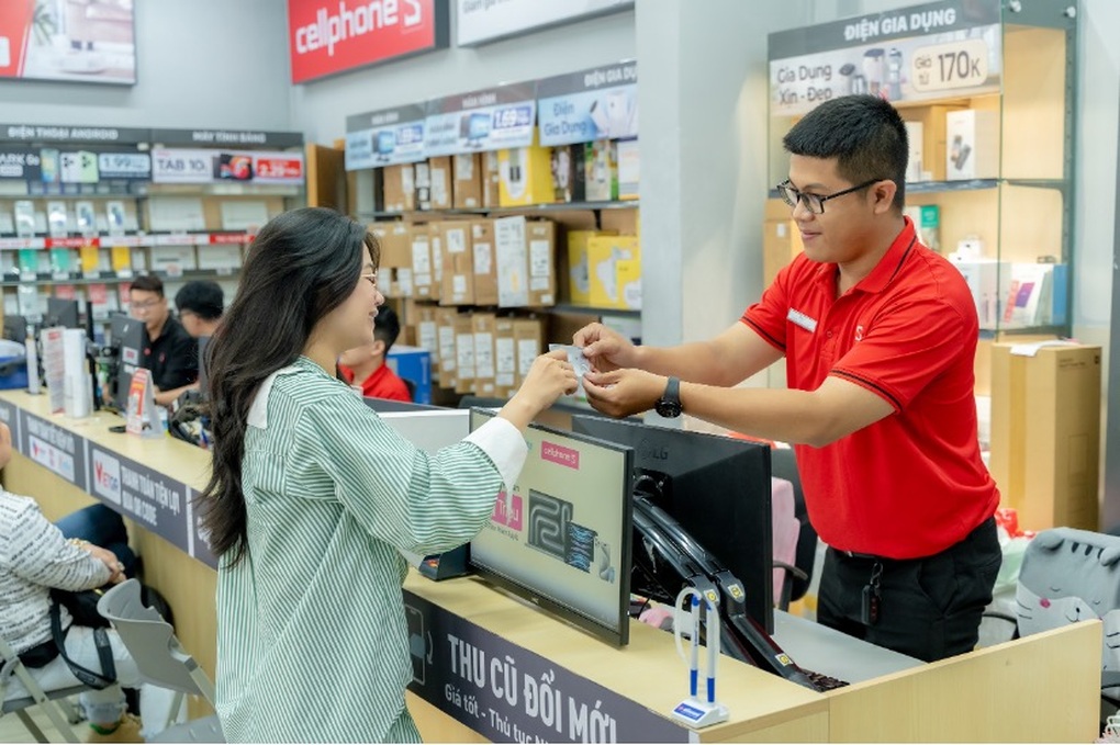 CellphoneS mở bán Macbook Air M3, ưu đãi cho khách hàng lên đời máy còn hơn 24 triệu đồng - 2 CellphoneS mở bán Macbook Air M3, ưu đãi cho khách hàng lên đời máy còn hơn 24 triệu đồng - 2