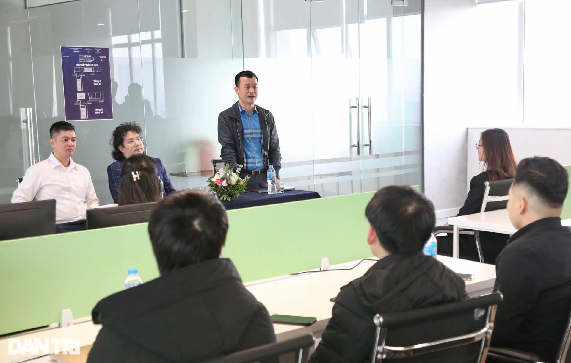 Sôi nổi vòng thi Hackathon xuyên đêm Cuộc thi Sáng kiến An toàn giao thông - 5 Sôi nổi vòng thi Hackathon xuyên đêm Cuộc thi Sáng kiến An toàn giao thông - 5