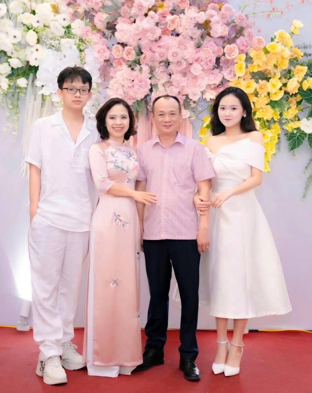 Thủ khoa đỗ chuyên toán, hóa, văn: Đi thi vì... thấy vui và đam mê - 2 Thủ khoa đỗ chuyên toán, hóa, văn: Đi thi vì... thấy vui và đam mê - 2
