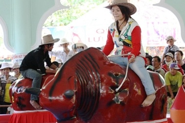 Bạn là “người nổi tiếng” hay “SV tầm thường”?