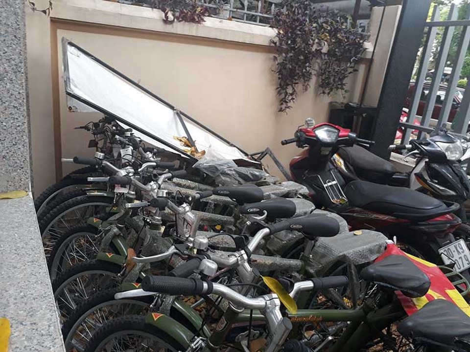Bộ Công an: Không có chuyện xe đạp của công an phường đắp chiếu, phủ bụi - 1 Bộ Công an: Không có chuyện xe đạp của công an phường đắp chiếu, phủ bụi - 1