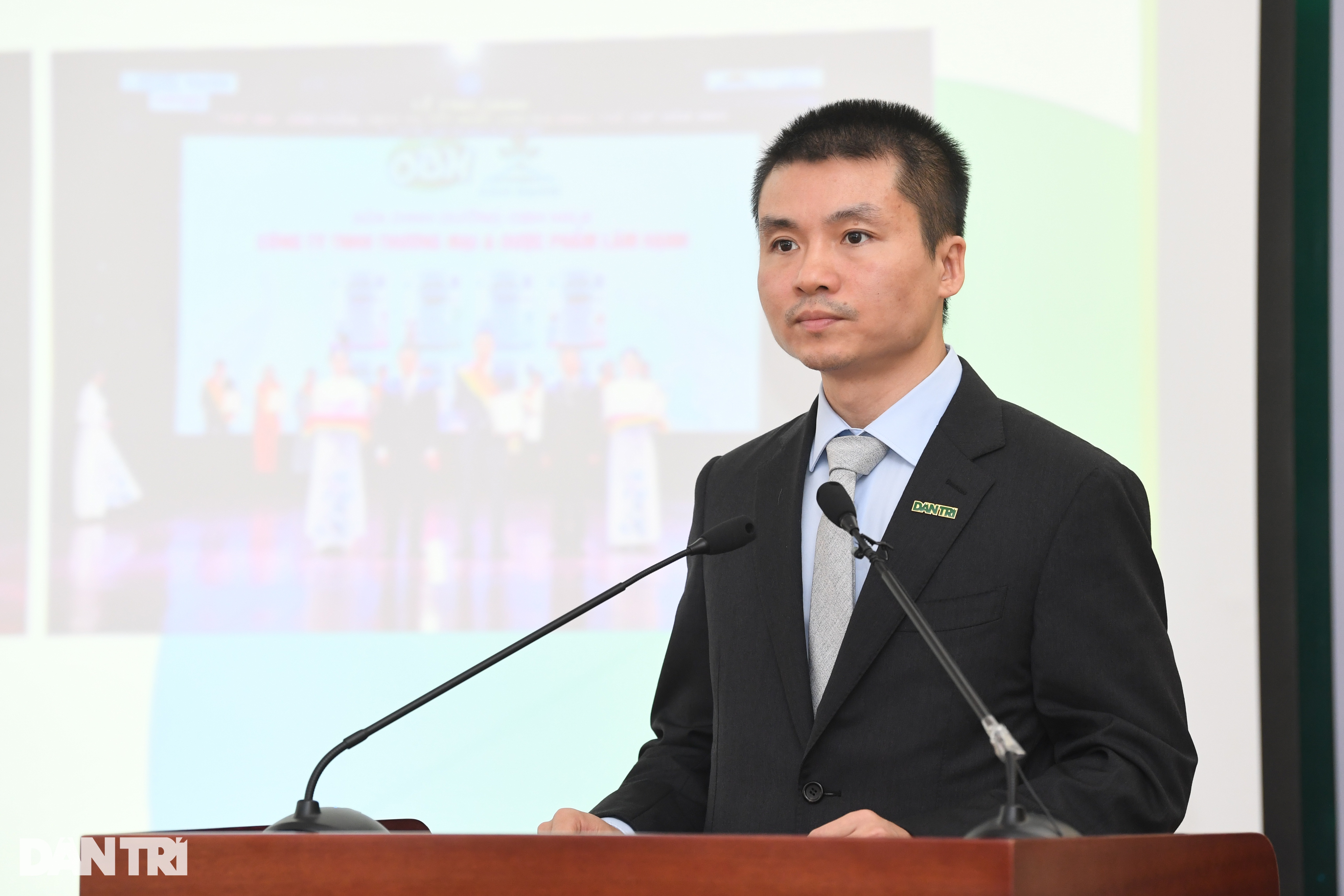Báo Dân trí đoàn kết, sáng tạo để bứt phá - 3 Báo Dân trí đoàn kết, sáng tạo để bứt phá - 3