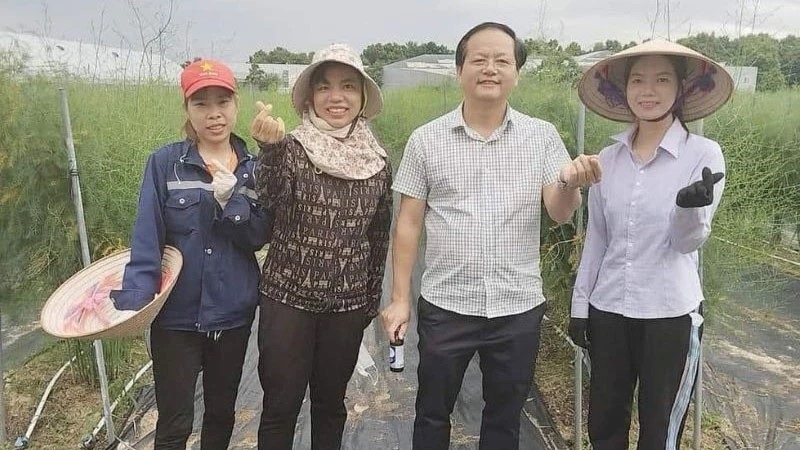 a2.jpg a2.jpg