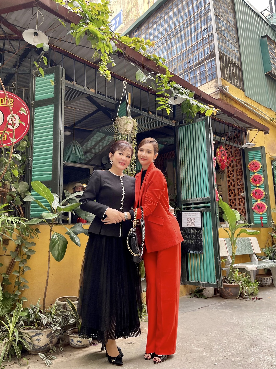 NSND Minh Hòa và con gái phim Thương ngày nắng về ngoài đời ra sao? - 4 NSND Minh Hòa và con gái phim Thương ngày nắng về ngoài đời ra sao? - 4