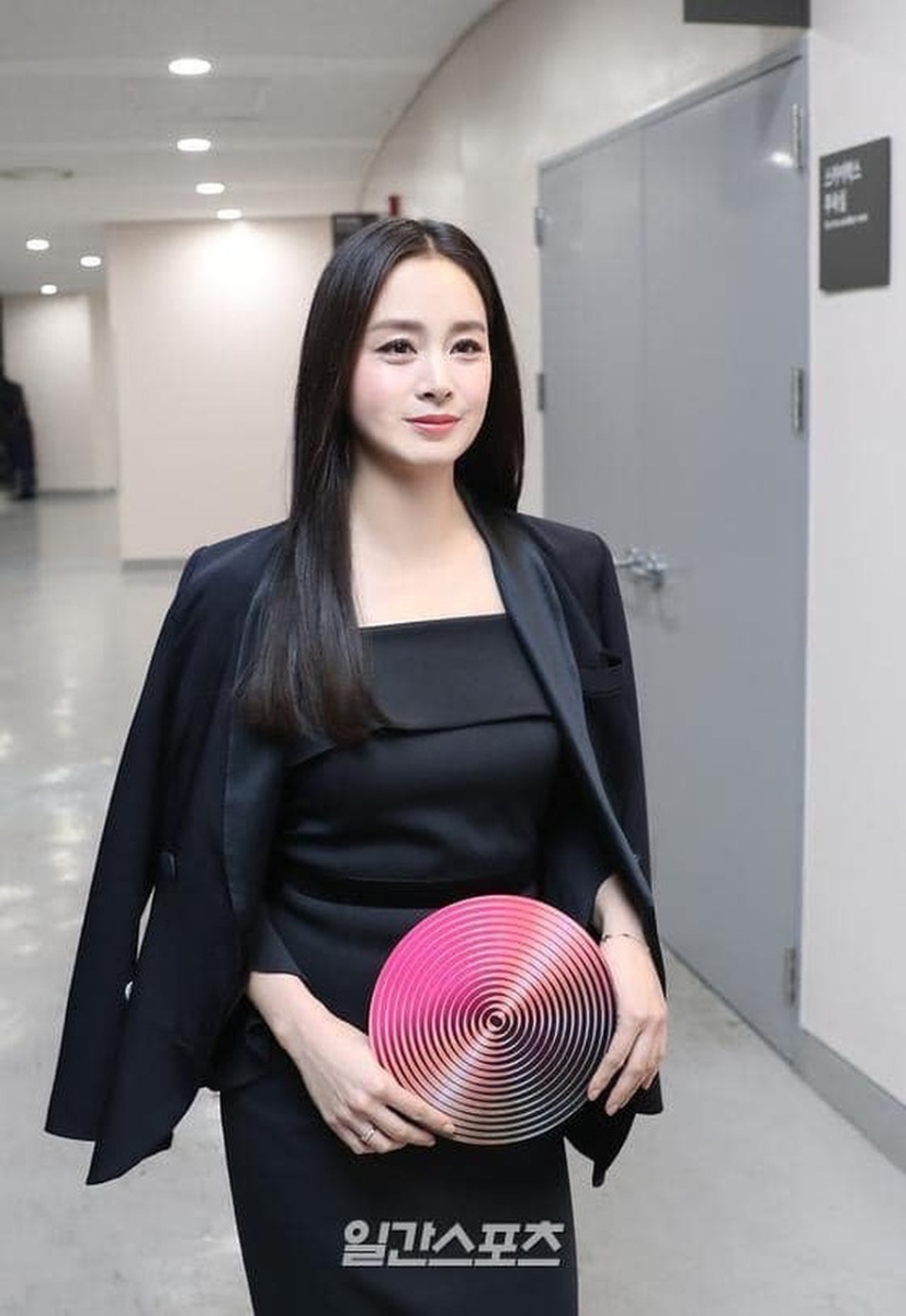 Nhan sắc trẻ trung của Kim Tae Hee ở tuổi 40 - 11 Nhan sắc trẻ trung của Kim Tae Hee ở tuổi 40 - 11