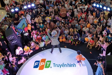 Không khí náo nhiệt ngày cuối tuần cùng Truyền hình FPT