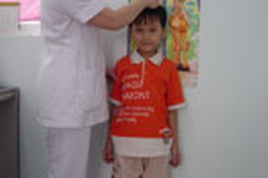 Uống thuốc bổ, trẻ sẽ cao?