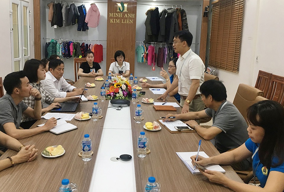 Người lao động Nghệ An mong muốn gì trước cuộc đối thoại với lãnh đạo tỉnh? - 1 Người lao động Nghệ An mong muốn gì trước cuộc đối thoại với lãnh đạo tỉnh? - 1