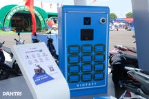 Mục sở thị trạm đổi pin của VinFast tại Triển lãm thành tựu đất nước 80 năm