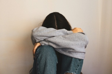 Mãn kinh từ năm 15 tuổi, người phụ nữ 30 tuổi sống với bộ xương của cụ già