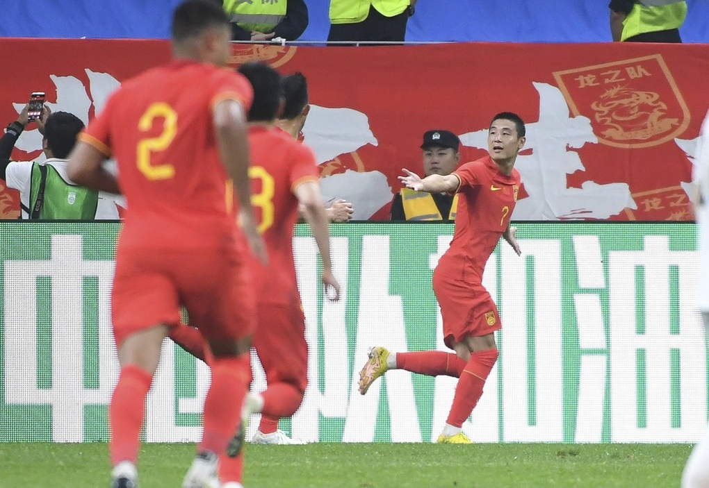 Ghi bàn vào lưới tuyển Việt Nam, tiền đạo Trung Quốc lập kỷ lục - 1 Ghi bàn vào lưới tuyển Việt Nam, tiền đạo Trung Quốc lập kỷ lục - 1