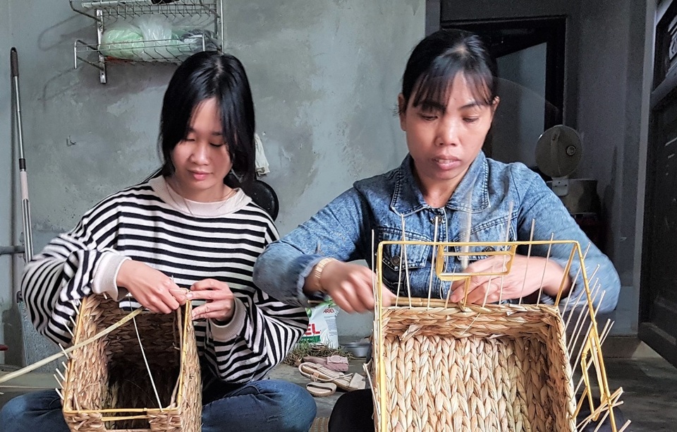 Bạn đọc chung tay tặng gia đình chàng trai quên mình cứu bạn căn nhà mơ ước - 4 Bạn đọc chung tay tặng gia đình chàng trai quên mình cứu bạn căn nhà mơ ước - 4