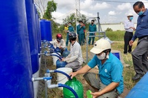 Bàn giao công trình cấp nước sạch miễn phí cho người dân Cà Mau