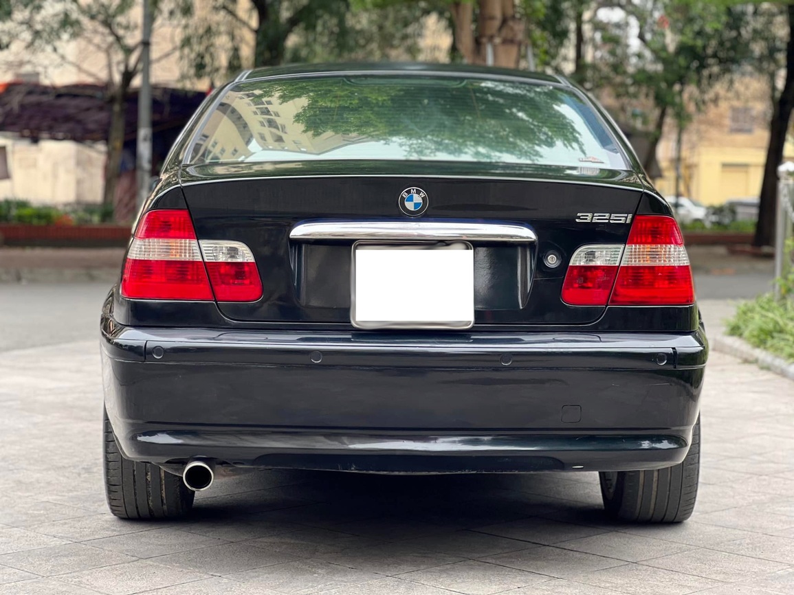 BMW 325i rao bán 189 triệu sau 17 năm sử dụng, có đáng để lựa chọn? - 2 BMW 325i rao bán 189 triệu sau 17 năm sử dụng, có đáng để lựa chọn? - 2