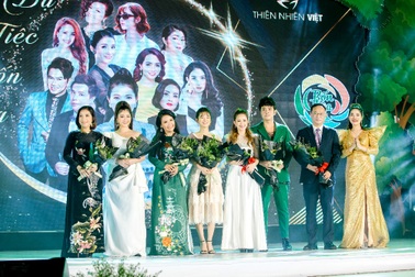 Trịnh Thăng Bình, Cẩm Ly… hội tụ cùng dàn sao tại đêm “Dạ tiệc bốn mùa” của Thiên Nhiên Việt