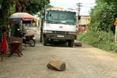 Lại một kiểu chống bụi “kỳ quái”