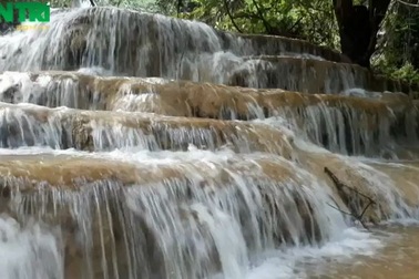 Chiêm ngưỡng dòng thác kỳ vỹ, hoang sơ bậc nhất xứ Thanh