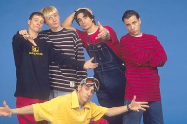 Loạt tác phẩm nhắc nhở rằng bạn đã “có tuổi”