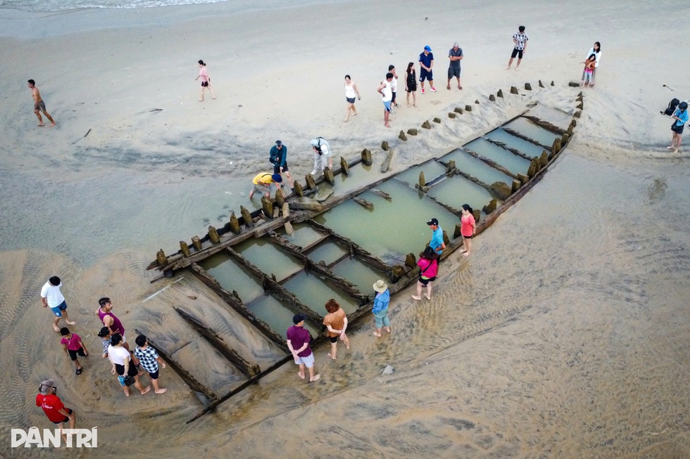 Tàu cổ biến mất bỗng xuất hiện ở Hội An: Tàu chiến hay tàu buôn hàng? - 1 Tàu cổ biến mất bỗng xuất hiện ở Hội An: Tàu chiến hay tàu buôn hàng? - 1