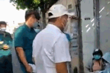 Hai tổ phòng chống dịch ở Vũng Tàu tranh cãi, "thách" nhau kiểm tra