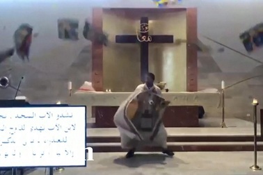 Mái nhờ thờ đổ sập trong vụ nổ tại Li Băng