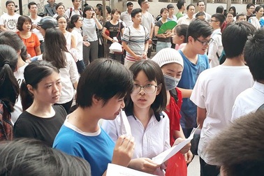 Sáng nay, hơn 76.000 thí sinh Hà Nội bước vào “cuộc đua” lớp 10 công lập