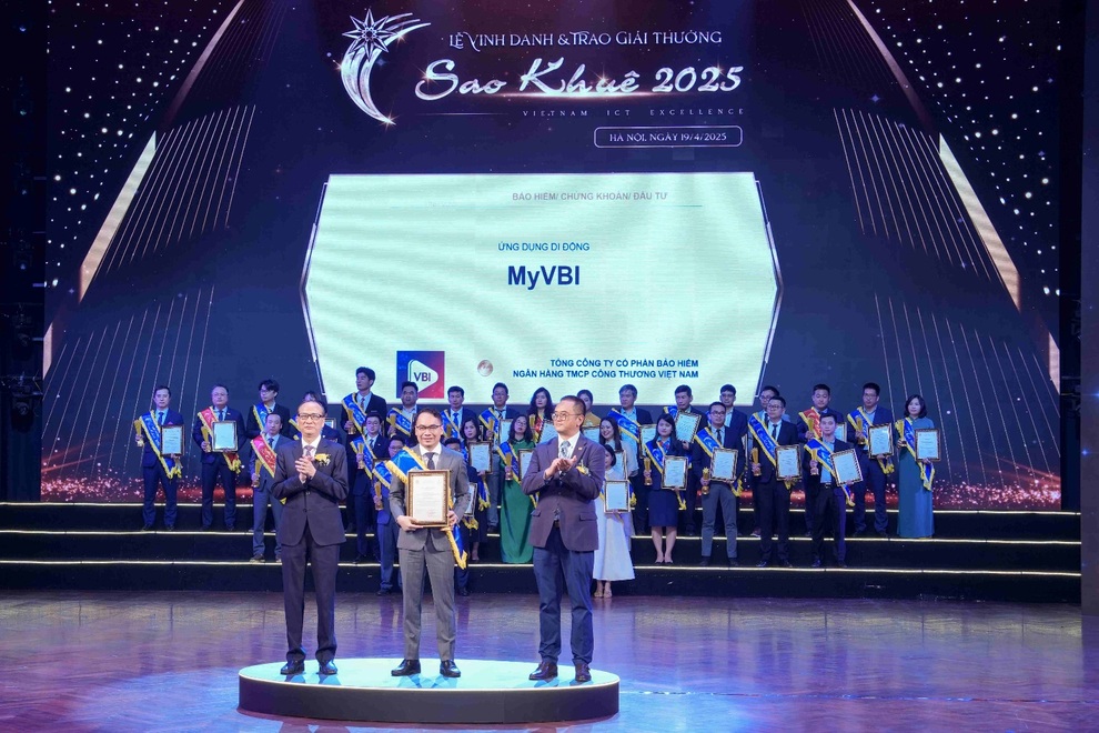 Bảo hiểm VietinBank bứt phá công nghệ, nâng tầm trải nghiệm khách hàng - 1 Bảo hiểm VietinBank bứt phá công nghệ, nâng tầm trải nghiệm khách hàng - 1