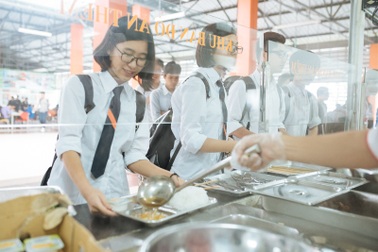 Nóng thi vào 10, phụ huynh chật vật chọn trường