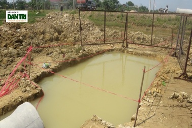 Bé trai 5 tuổi tử vong do rơi xuống hố công trình