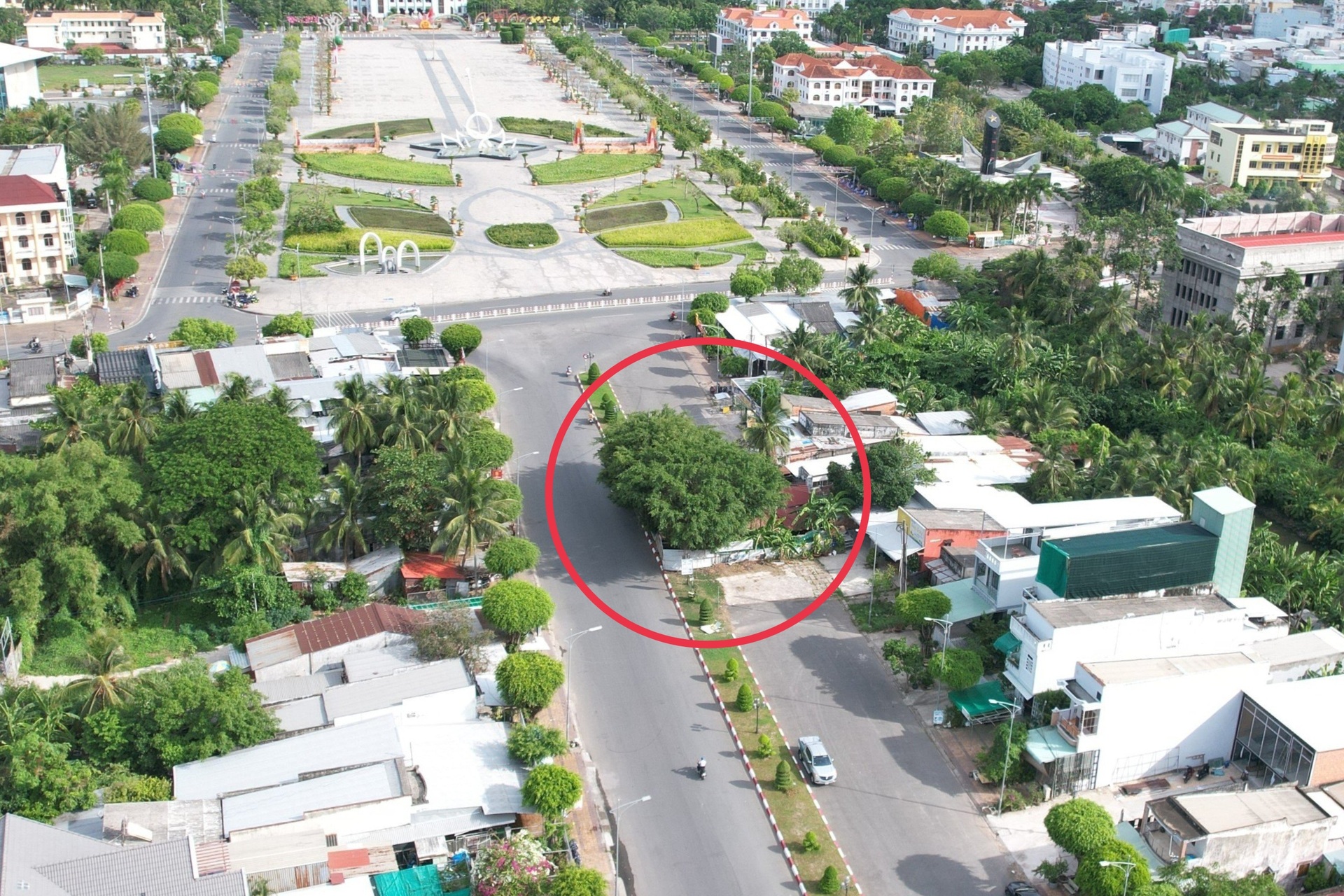 Thông một bên đường lớn vào trung tâm Bạc Liêu sau 20 năm tắc nghẽn - 1 Thông một bên đường lớn vào trung tâm Bạc Liêu sau 20 năm tắc nghẽn - 1