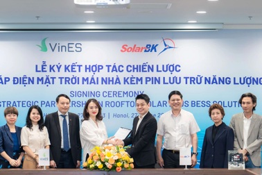 VinES và SolarBK hợp tác chiến lược thúc đẩy sử dụng điện mặt trời mái nhà
