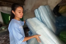 Giấc mơ giảng đường của nữ sinh nghèo, bố bị suy thận giai đoạn cuối