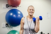 Kê đơn ‘thuốc’ tập thể dục cho bệnh nhân ung thư