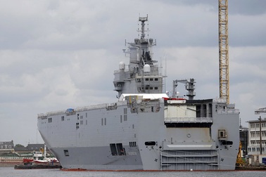 Pháp dừng giao chiến hạm Mistral cho Nga vì khủng hoảng Ukraine