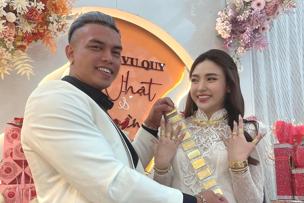 Cặp vợ chồng 9X chốt yêu nhau sau 6 ngày ở chung nhà - 2 Cặp vợ chồng 9X chốt yêu nhau sau 6 ngày ở chung nhà - 2
