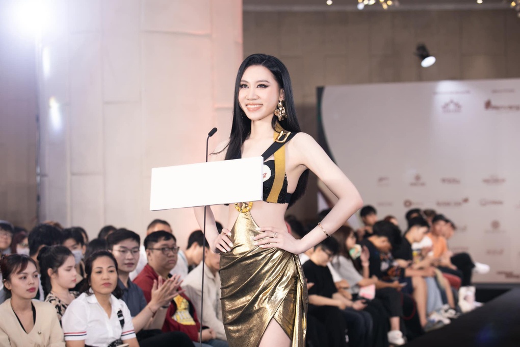 Nhan sắc nữ sinh Đại học Ngoại thương gây chú ý ở Miss Grand Vietnam 2023 - 10 Nhan sắc nữ sinh Đại học Ngoại thương gây chú ý ở Miss Grand Vietnam 2023 - 10