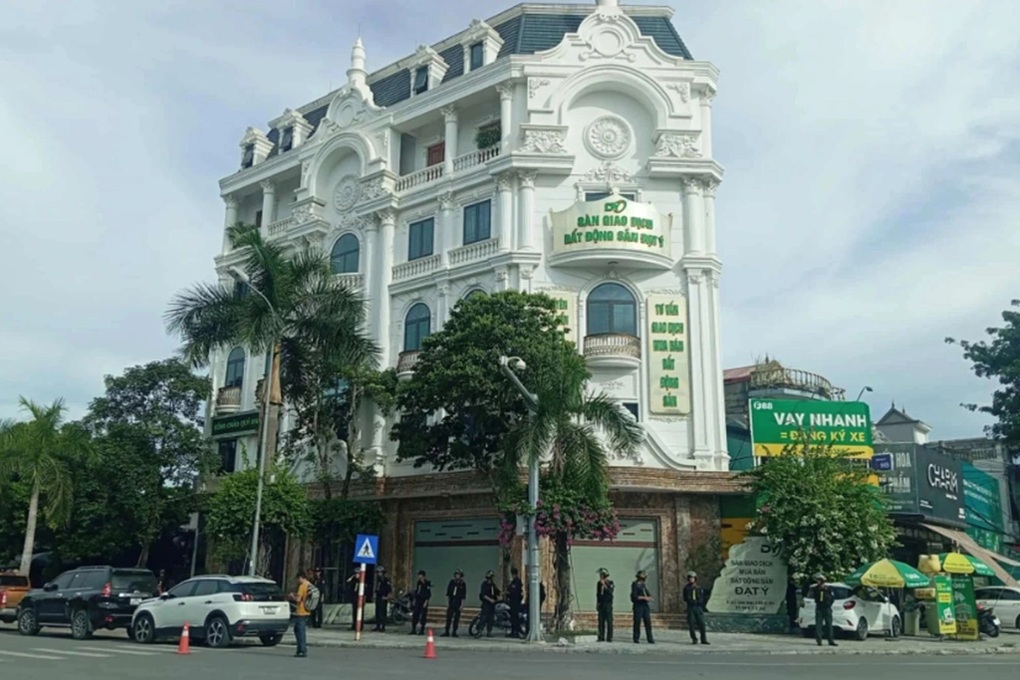 Lý do Ý “Ẻng” và đàn em thân tín bị khởi tố, tạm giữ hình sự - 1 Lý do Ý “Ẻng” và đàn em thân tín bị khởi tố, tạm giữ hình sự - 1