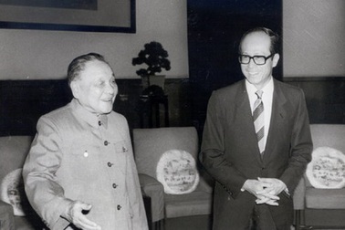 Tỷ phú số một Hồng Kông lặng lẽ rút khỏi Trung Quốc